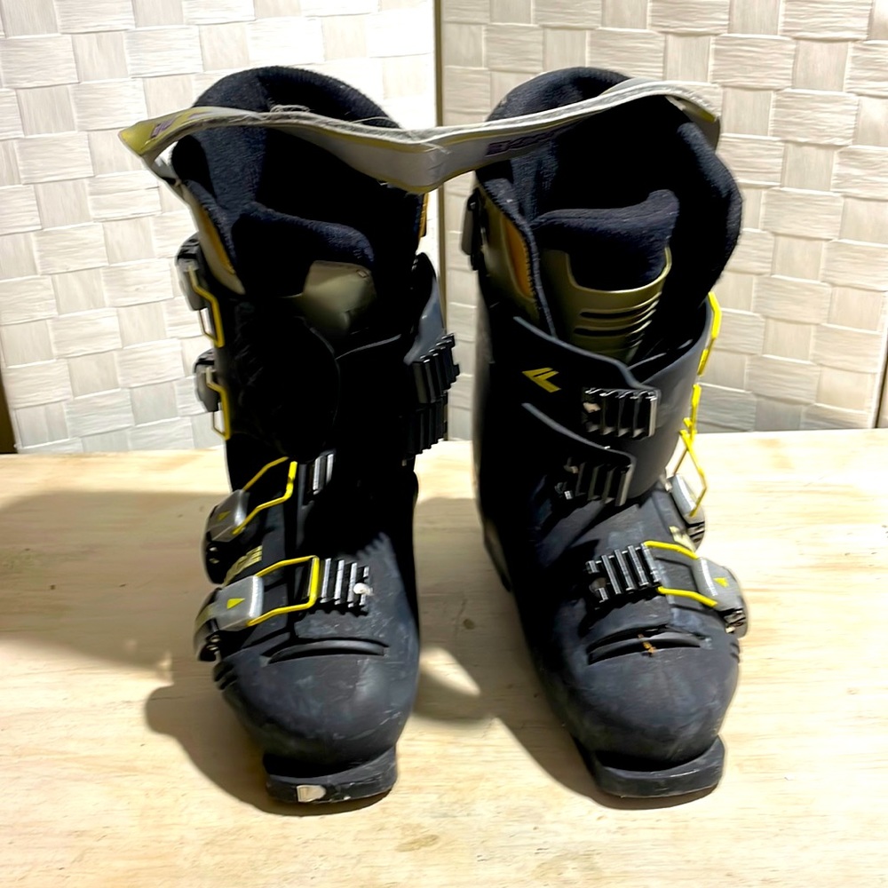 LANGE Women’s Downhill Ski Boots Mid46/ sz10 -Black